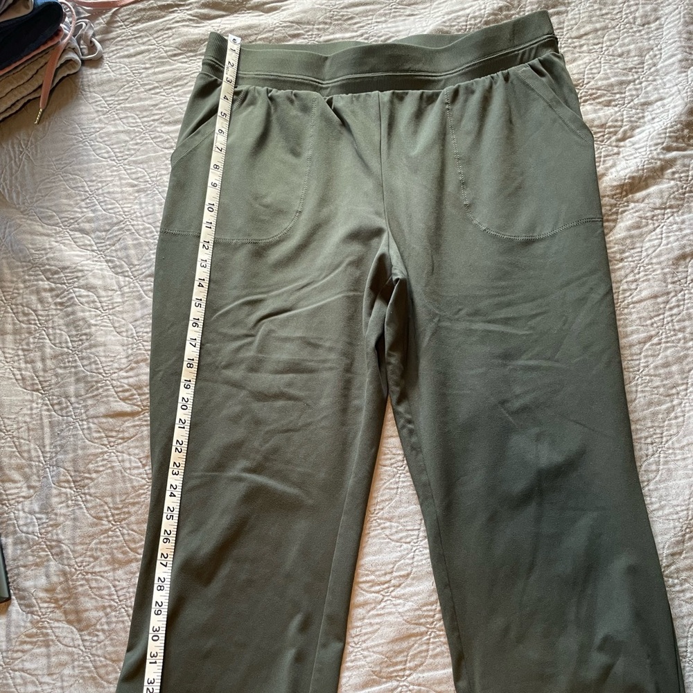 Rachel Zoe green pants